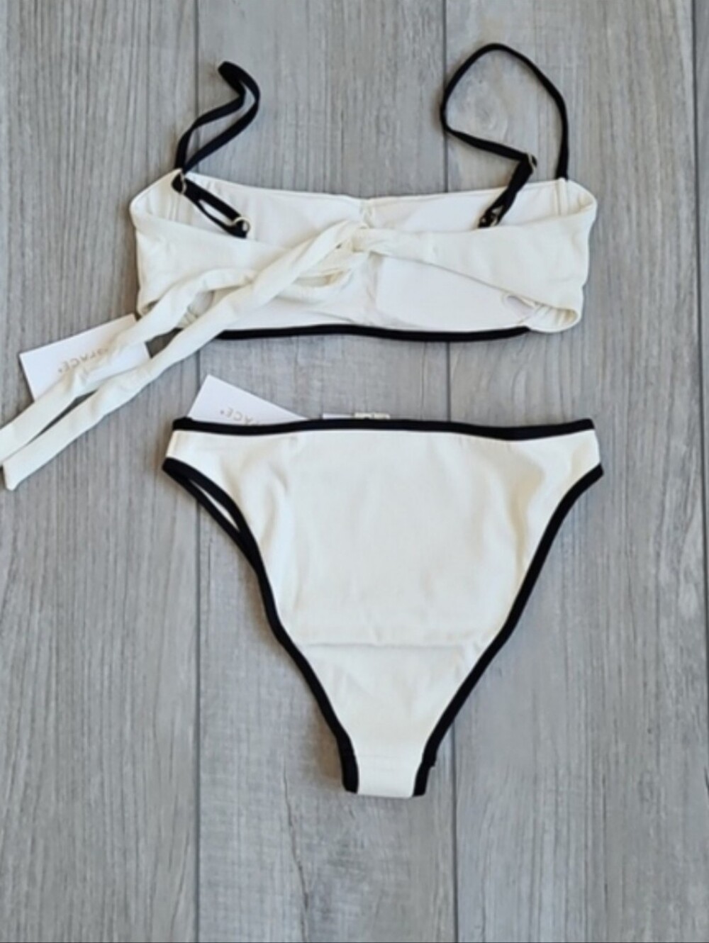 Lspace Bikini Set - Picture 6 of 7